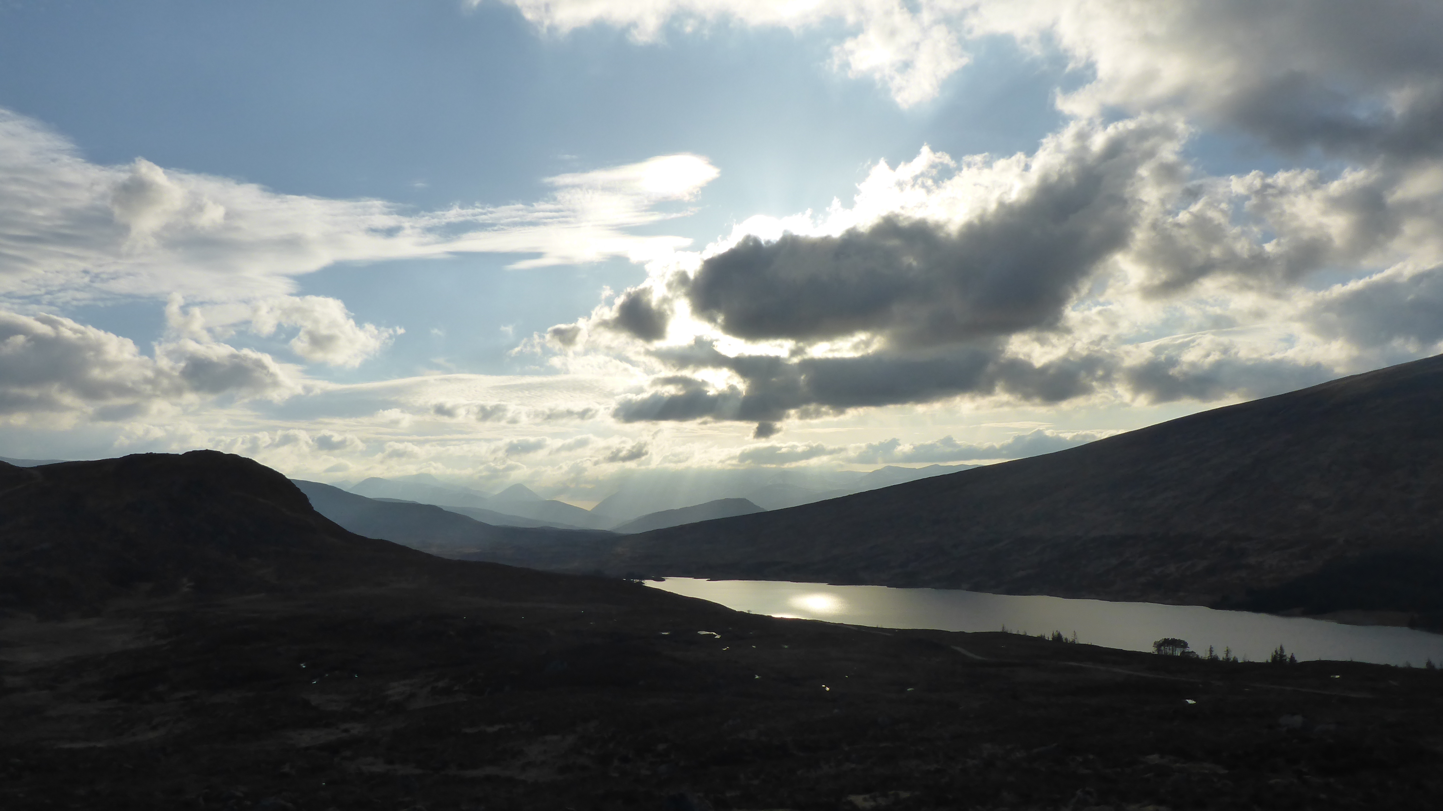 Loch Ossian descent